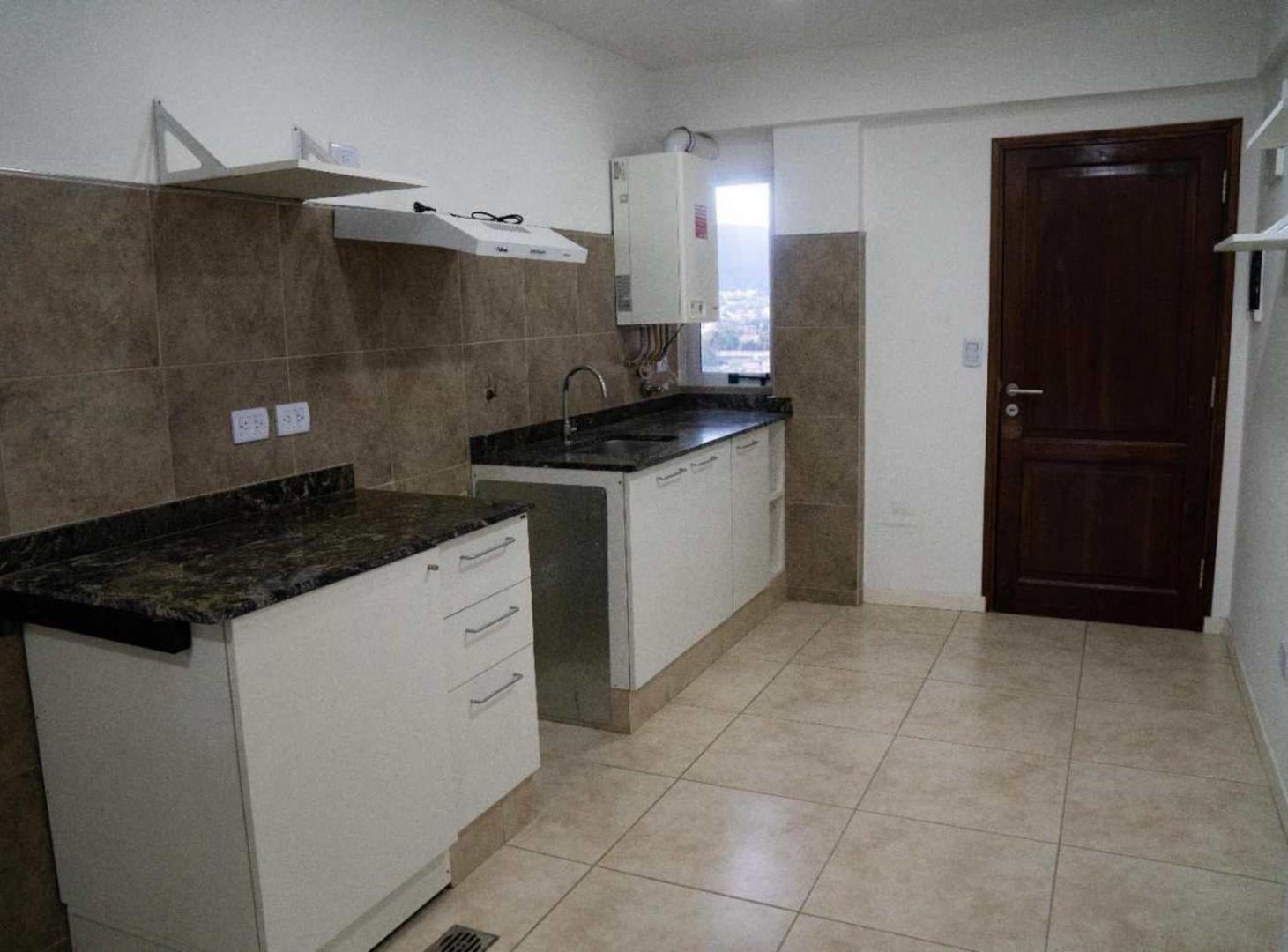 Foto de DEPARTAMENTO EN VENTA BALCARCE AL 1400 MACROCENTRO, imagen 2