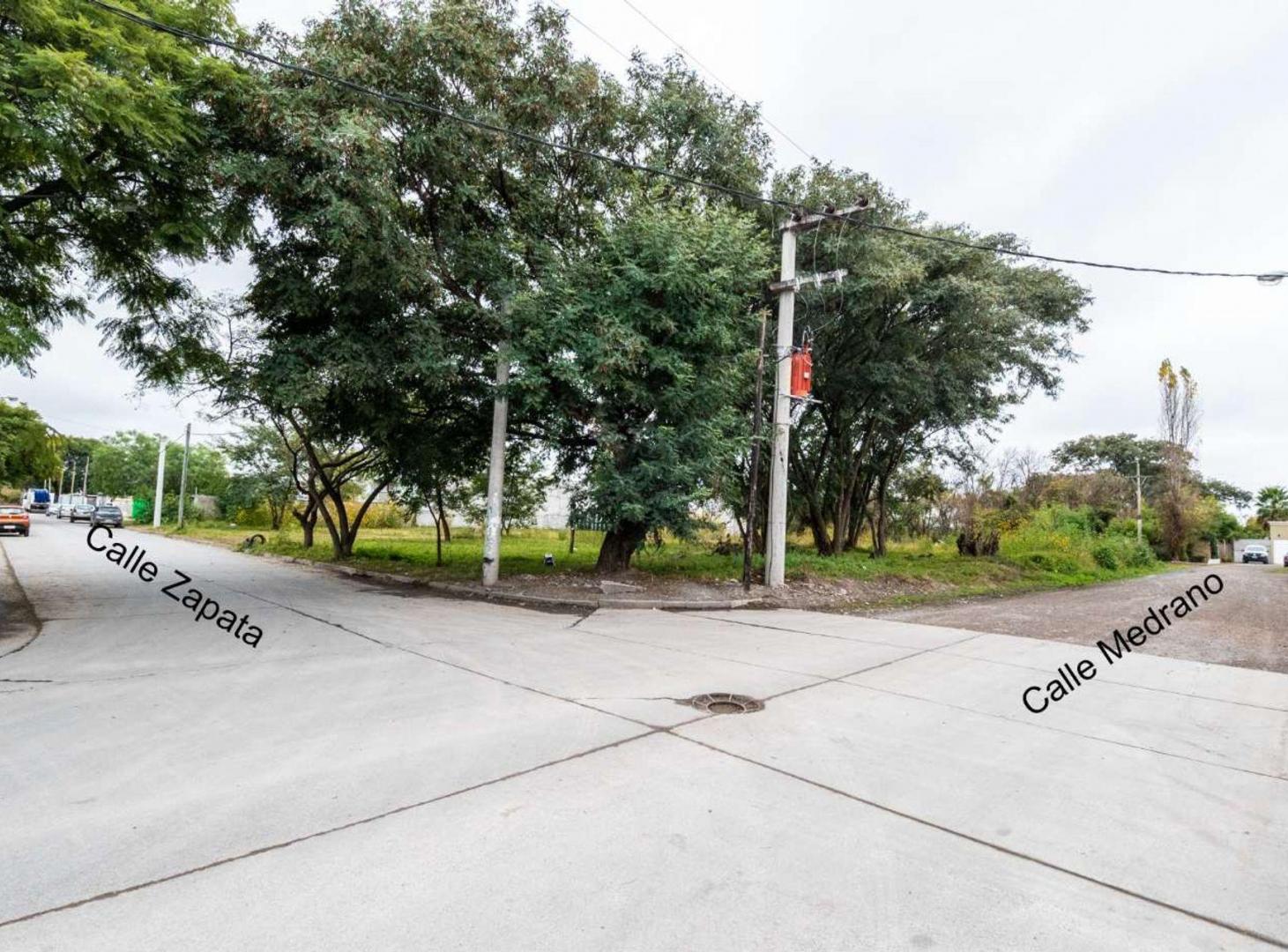 Foto de TERRENO VENTA ESQUINA ZONA SUR APTO GALPON 3384M2, imagen 2