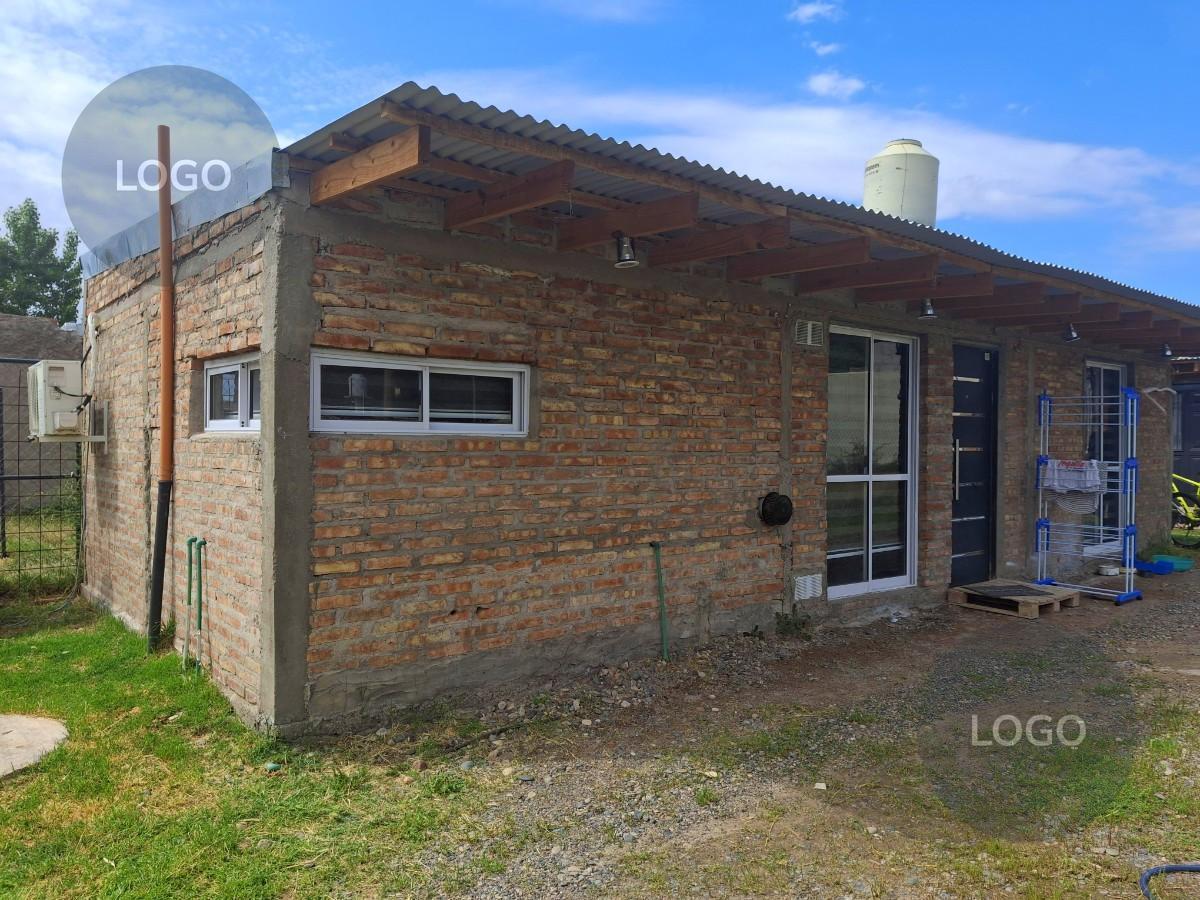 Foto de En Venta | 2 Casas de 1 Dormitorio | Barrio El Gauchito | Plottier, imagen 2