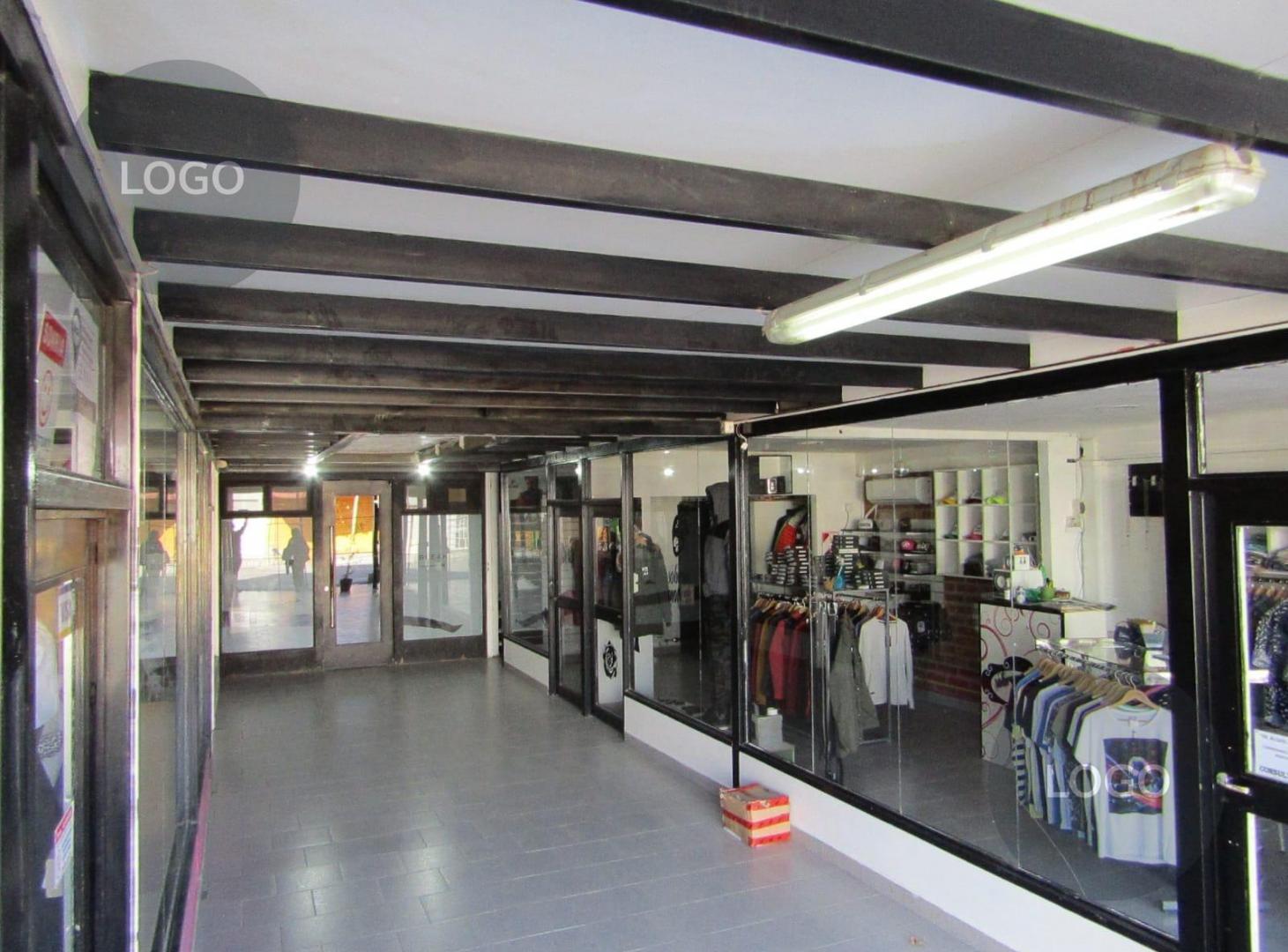 Foto de En Venta | Galeria Comercial | 6 Locales Comerciales | Fernandez Oro, imagen 3