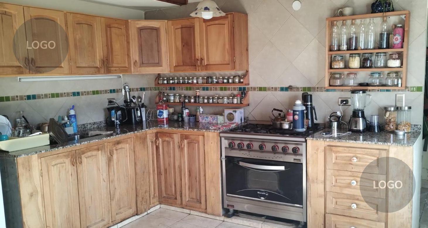 Foto de En Venta o Permuta | Casa de 4 Dormitorios | Junín de los Andes, imagen 2