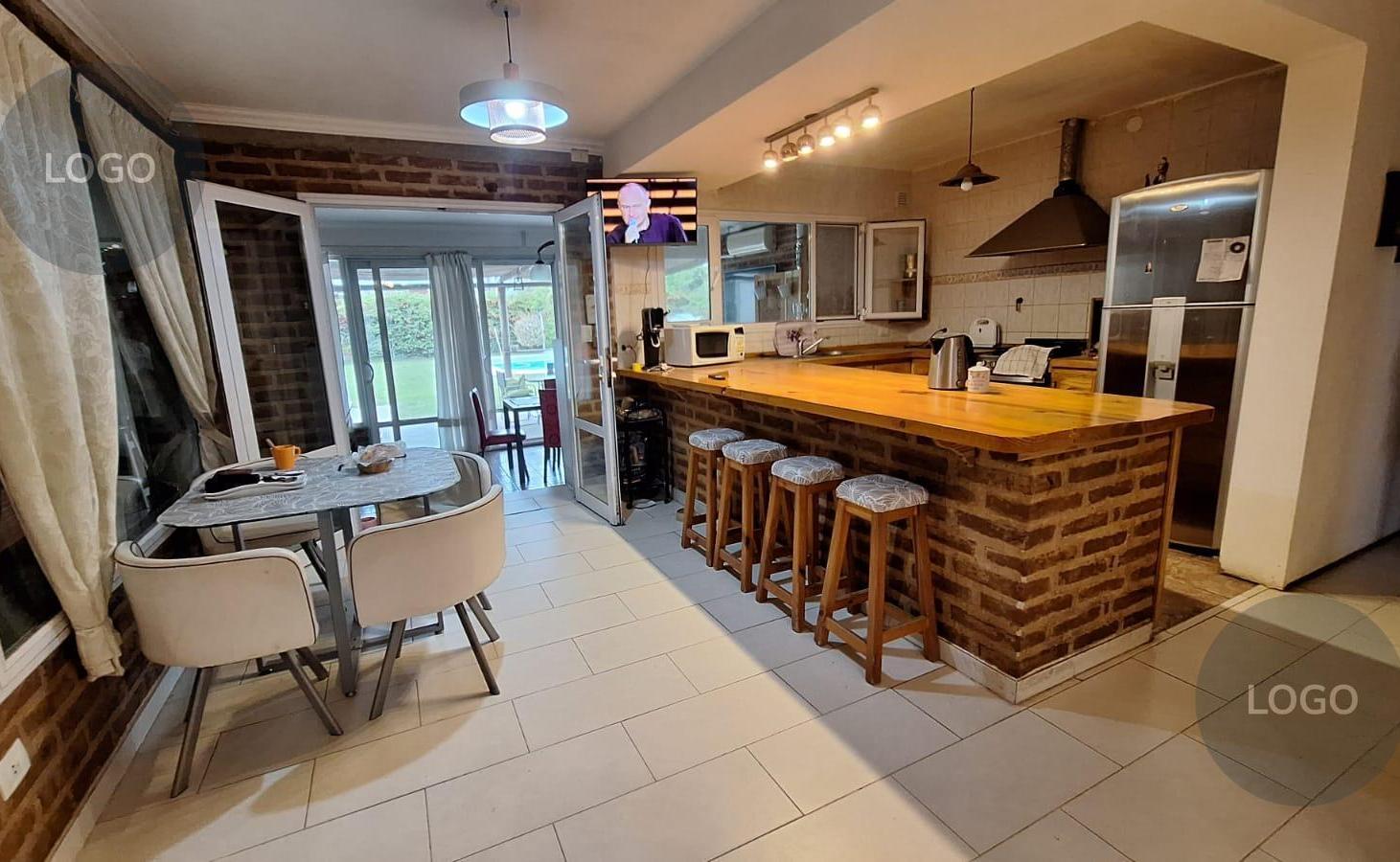 Foto de En Venta | Casa de 3 Dormitorios Apto Crédito | Barrio Navarro |, imagen 2