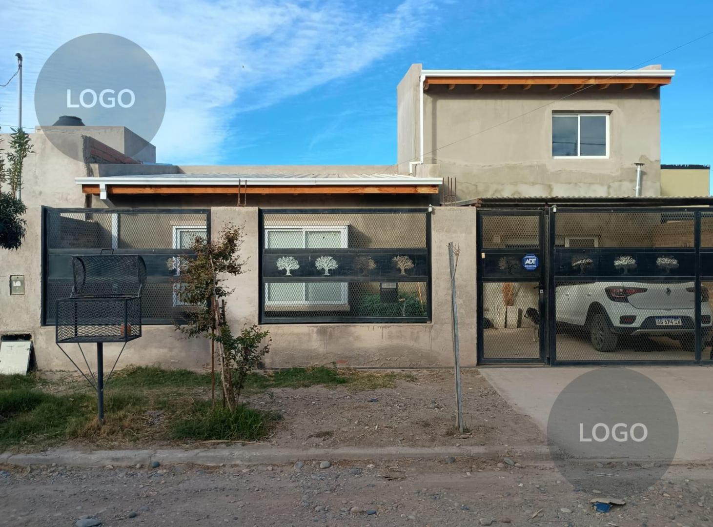 Foto de En Venta | Casa APTO CRÉDITO de 3 Dormitorios con Isla y Altillo | B°, imagen 1