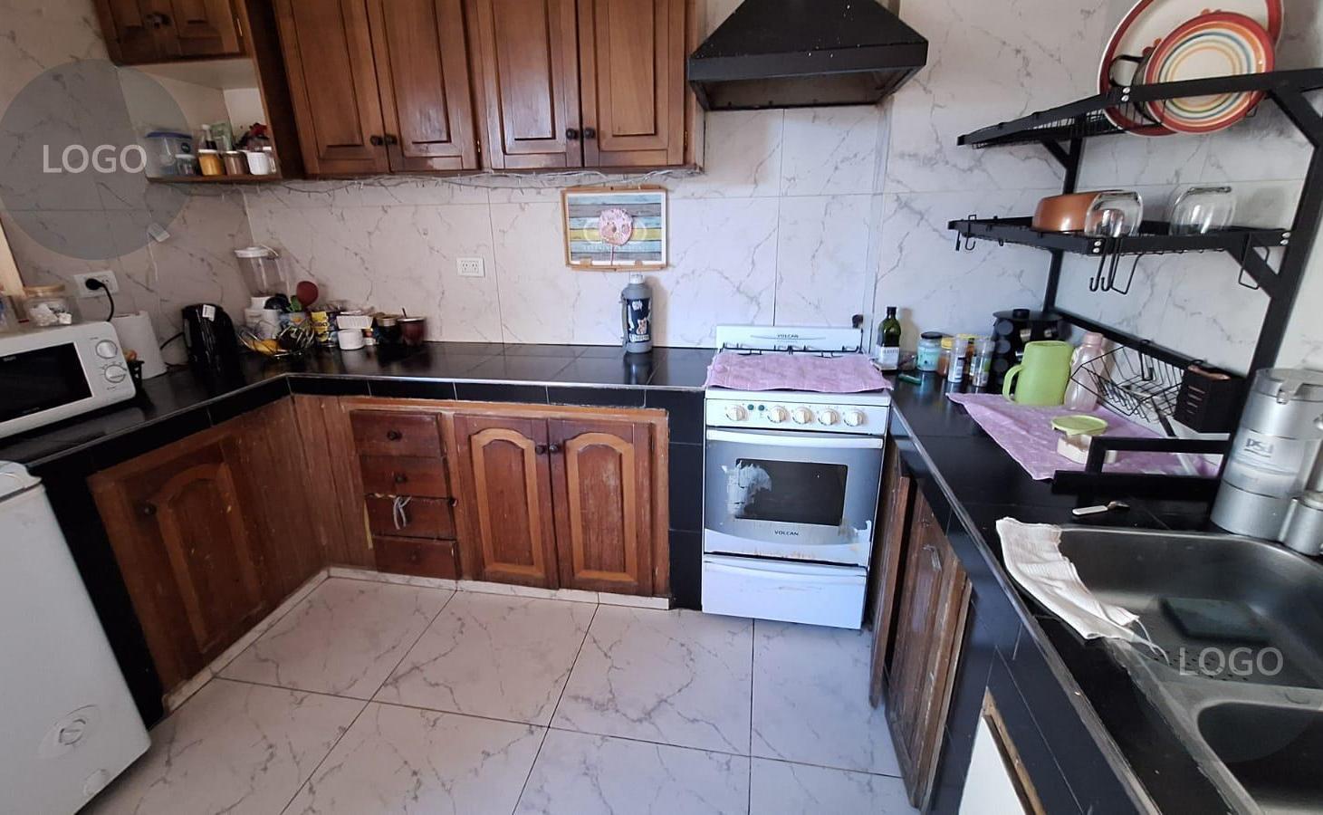 Foto de En Venta | Casa de 3 Dormitorios y Local Comercial en Esquina | Moritán, imagen 3