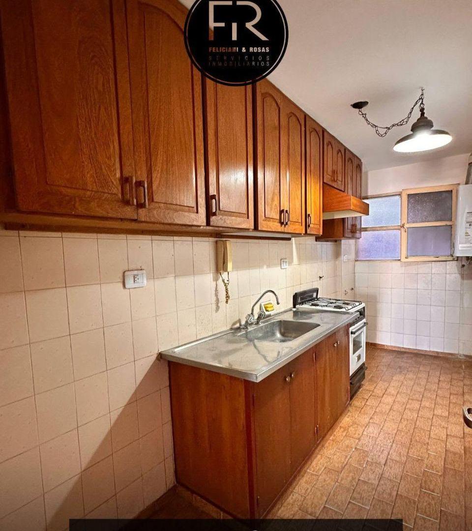 Foto de DEPARTAMENTO DE 2 DORMITORIOS EN VENTA CENTRO - A METROS DE PLAZA ROCA, imagen 4