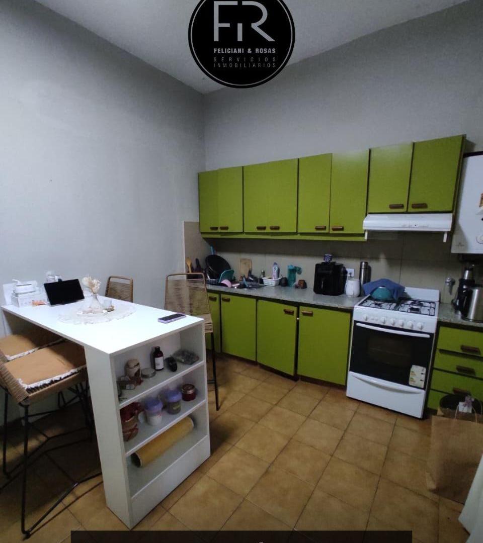 Foto de CASA 2 DORMITORIOS EN VENTA DE 130 m2 - MACROCENTRO, imagen 5