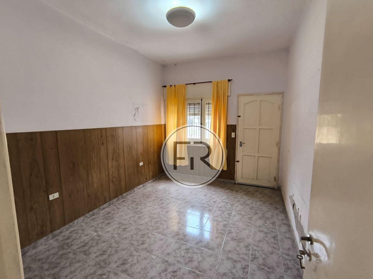 Foto de EN VENTA PROPIEDAD EN BANDA NORTE: TERRENO DE 1350 m2 + CASA + GALPÓN, imagen 5