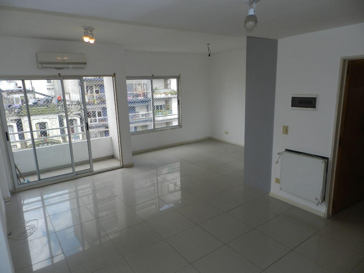 Foto de Departamento Monoambiente En Alquiler En San Cristobal, imagen 2