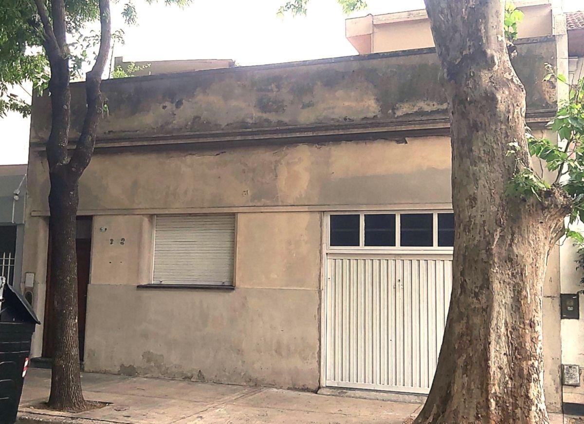 Foto de LOTE CON CONSTRUCCIÓN EN VENTA EN VERSALLES PARA DESARROLLO, imagen 1