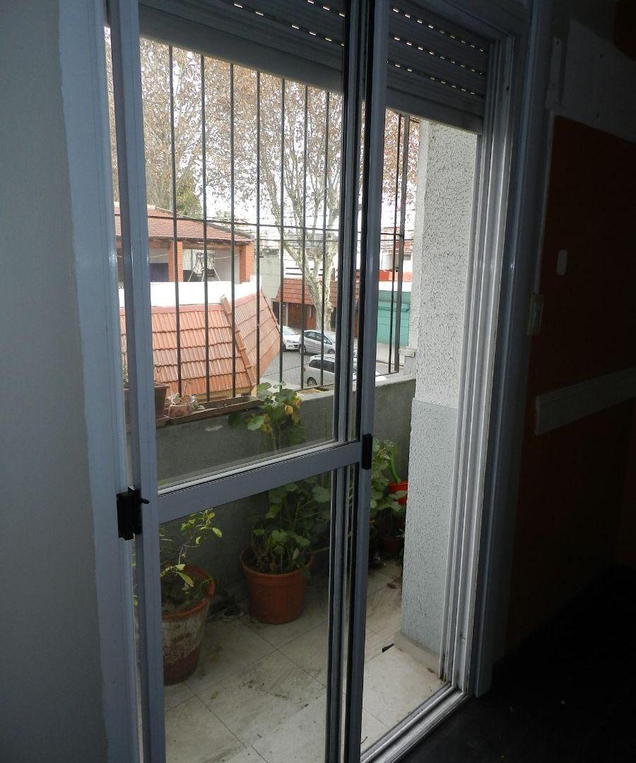 Foto de DEPARTAMENTO EN VENTA DE 3 AMBIENTES EN VERSALLES CON TERRAZA PROPIA, imagen 5