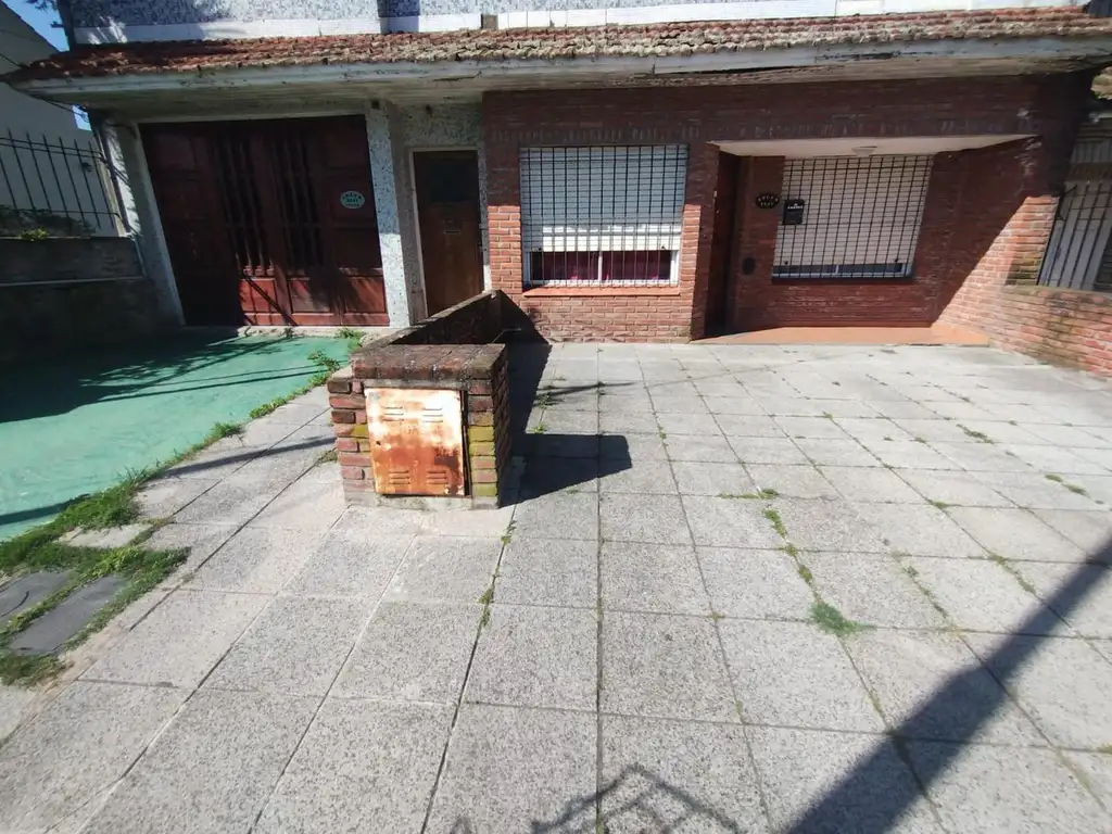 Foto de Chalet 4 amb con garage y Dto 3 amb. con amplio parque., imagen 1