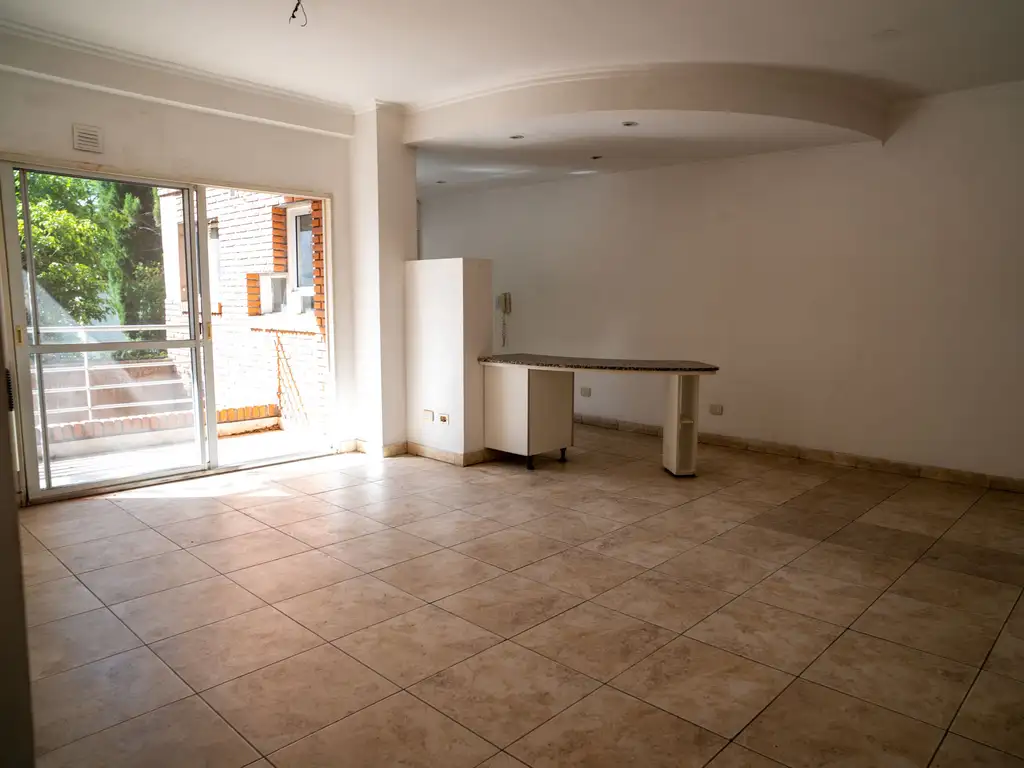 Foto de 2 AMB SEMIPISO DE 60MTS CON BALCON, A METROS DE CUENCA, imagen 4