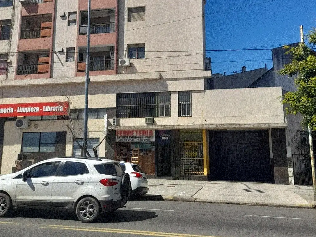 Foto de cochera fija para 1 auto grande J.M.MORENO y CASTAÑARES, imagen 2