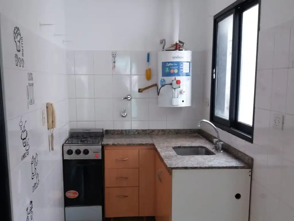 Foto de MONOAMBIENTE EN ALQUILER - ZONA FACULTAD DE MEDICINA, imagen 3