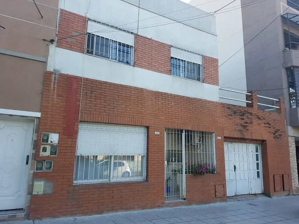 Foto de TIPO CASA 4 AMBIENES CON PATIO TZA AL FRENTE, imagen 2