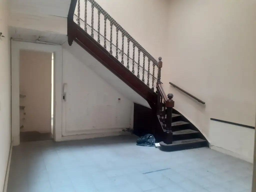 Foto de belgrano casa 8 ambientes 4 baños para uso comercial o profesional con, imagen 4