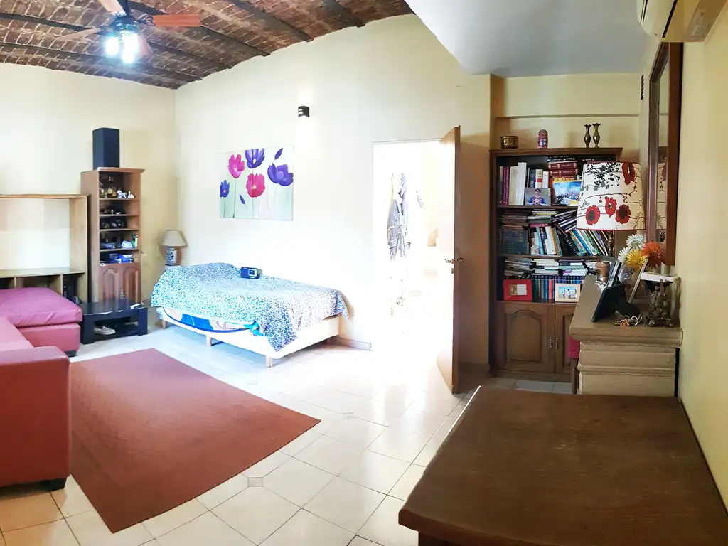 Foto de Excelente 4 ambientes con patio - terraza y garaje para 2 autos en, imagen 4