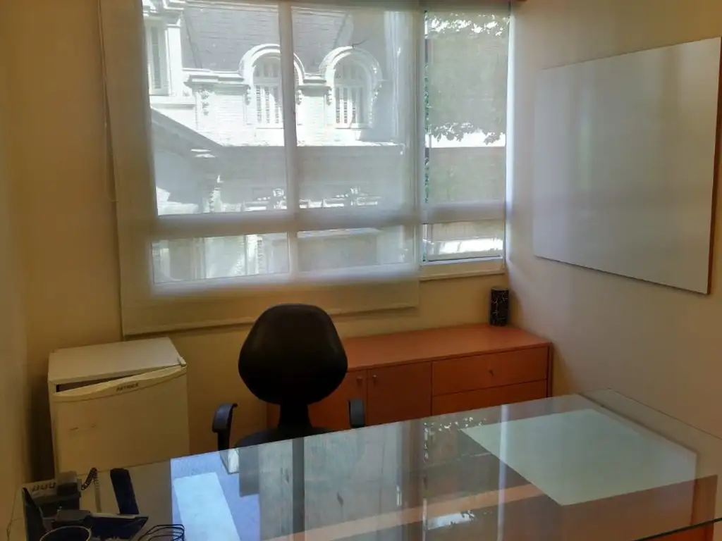 Foto de Vende Oficinas + 1 Sala De Reuniones En Balvanera, imagen 1