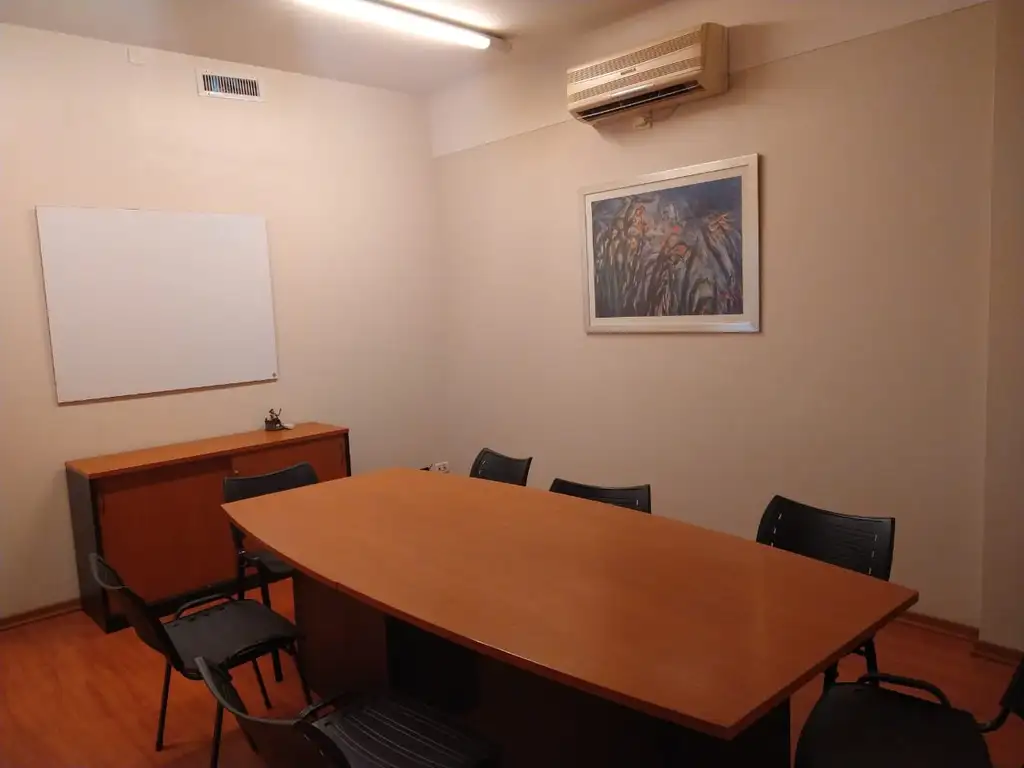 Foto de Vende Oficinas + 1 Sala De Reuniones En Balvanera, imagen 2