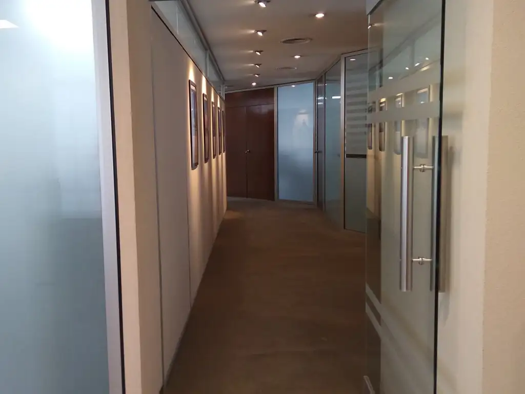 Foto de Edificio de oficinas en Florida y Paraguay, imagen 1