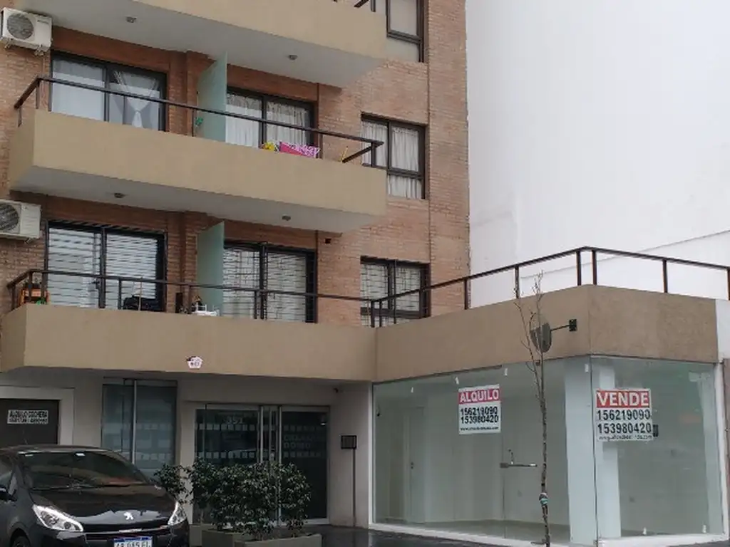 Foto de SE ALQUILA LOCAL EN CALLE CALASANZ!, imagen 2