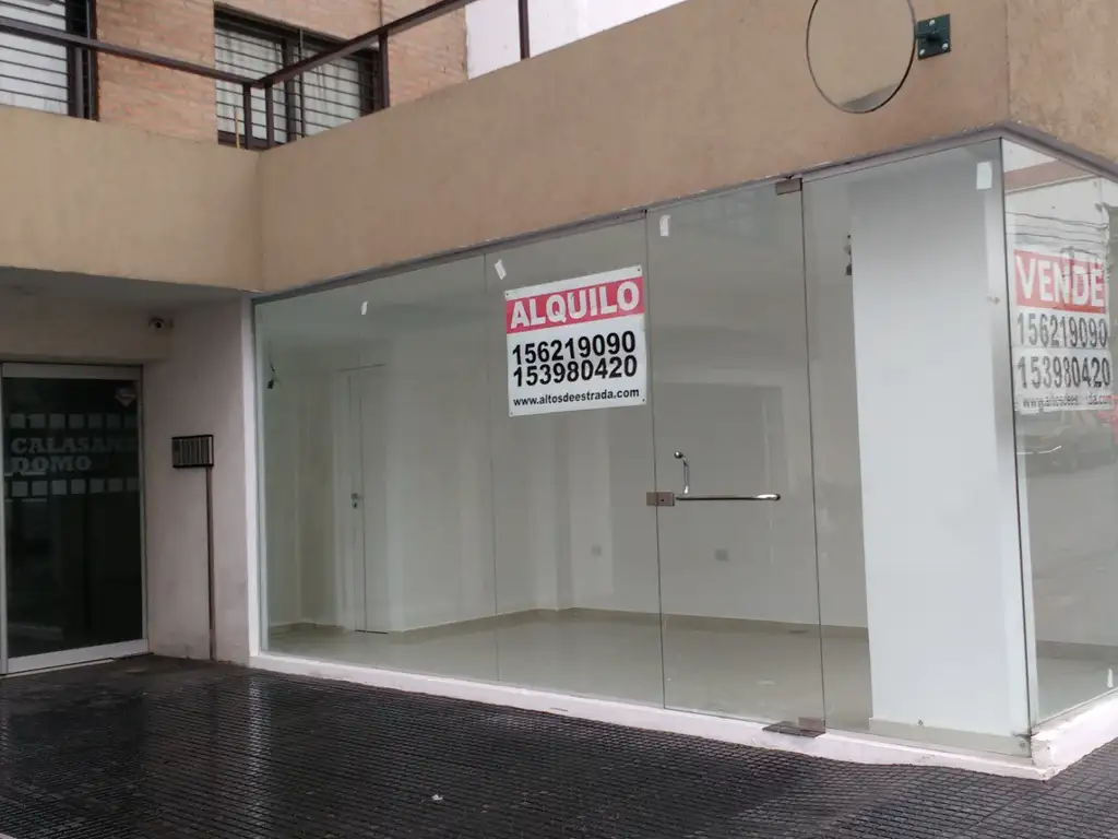 Foto de SE ALQUILA LOCAL EN CALLE CALASANZ!, imagen 1