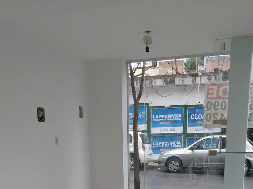 Foto de SE ALQUILA LOCAL EN CALLE CALASANZ!, imagen 4