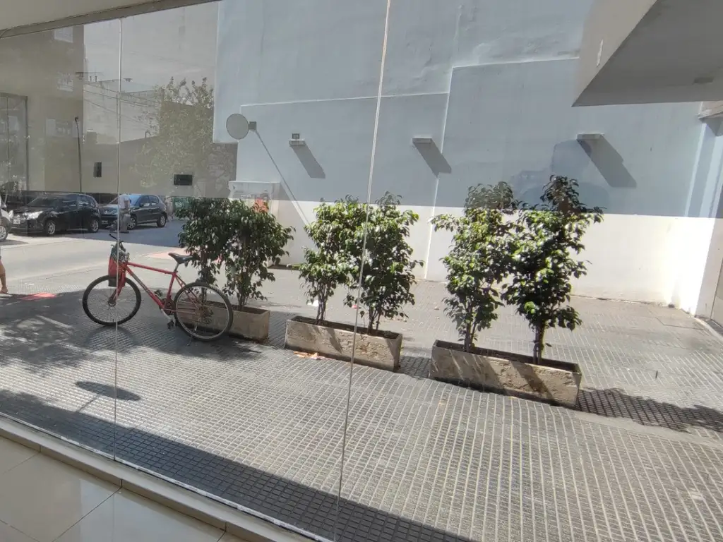 Foto de SE ALQUILA LOCAL EN CALLE CALASANZ!, imagen 5