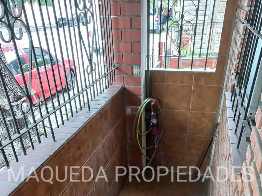 Foto de PH 2 AMBIENTES AL FRENTE P.BAJA, imagen 1