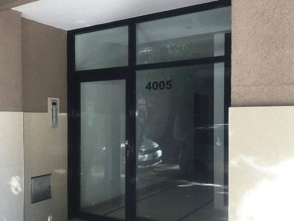 Foto de DEPARTAMENTO MONOAMBIENTE AL FRENTE CON AMPLIO BALCON APTO PROFESIONAL, imagen 5