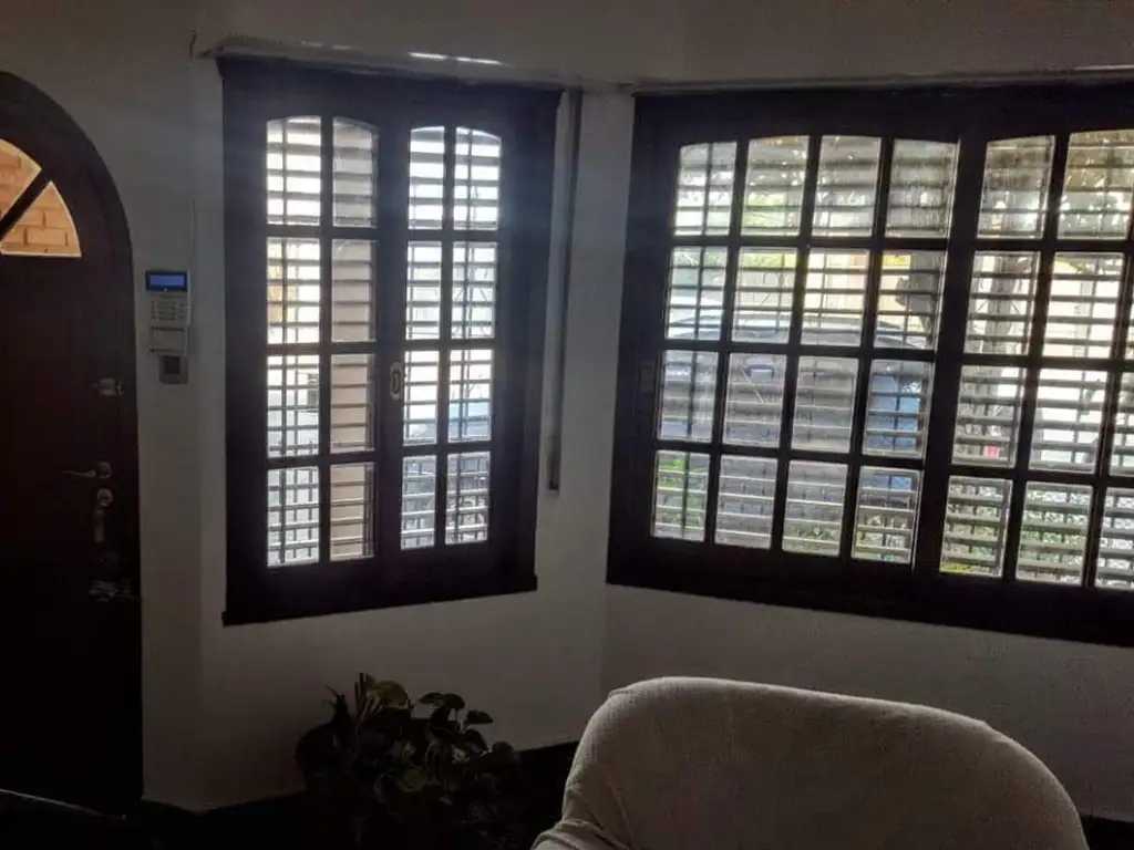 Foto de Venta Mataderos Casa 4 Amb c/cochera, imagen 4