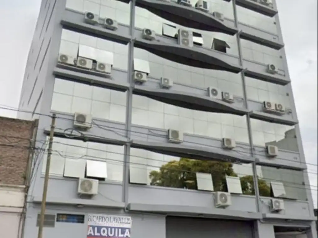 Foto de PISOS COMERCIALES CON COCHERA Y LUGAR DE DESCARGA, imagen 1