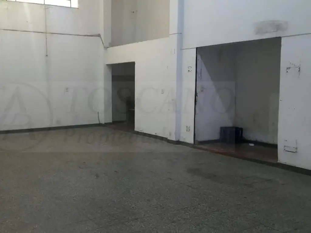 Foto de Propiedad con Local comercial, imagen 2