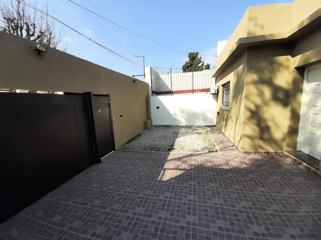 Foto de Casa de 3 ambientes en muy buen estado y ubicación., imagen 4