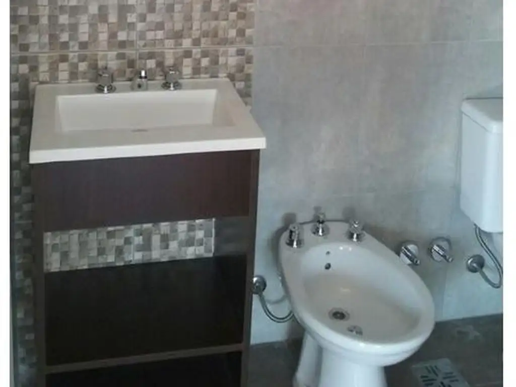 Foto de EXCELENTE MONOAMBIENTE A ESTRENAR EN LINIERS. EN POLA 26 , A METROS DE, imagen 5