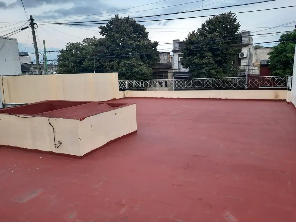 Foto de Amplio lote de 8.66x48 mts con vivienda de 4 ambientes., imagen 4