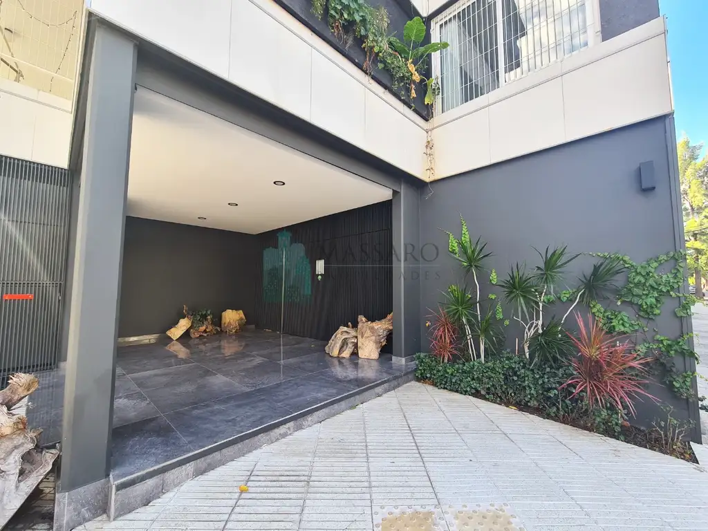 Foto de Departamento de 3 ambientes con balcón amplio, dos baños y cochera, imagen 1