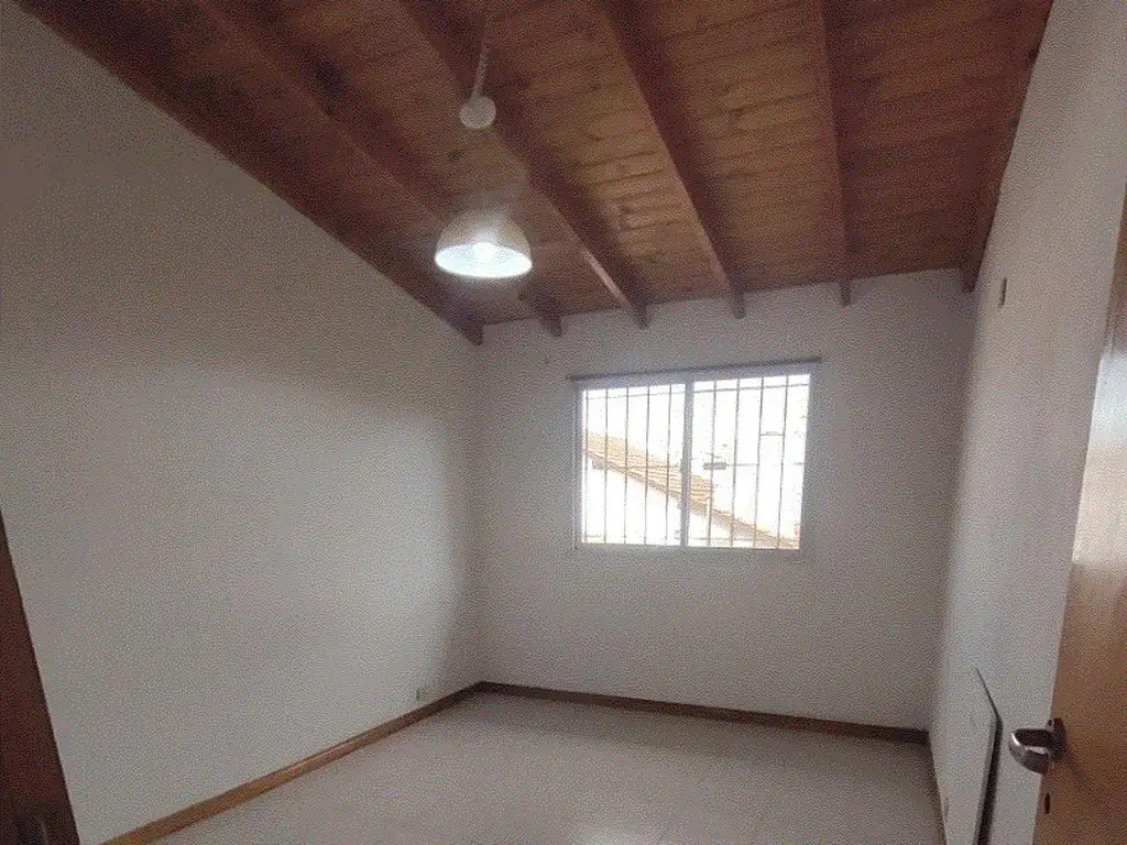 Foto de AVELLANEDA 1726 PLANTA ALTA, imagen 4