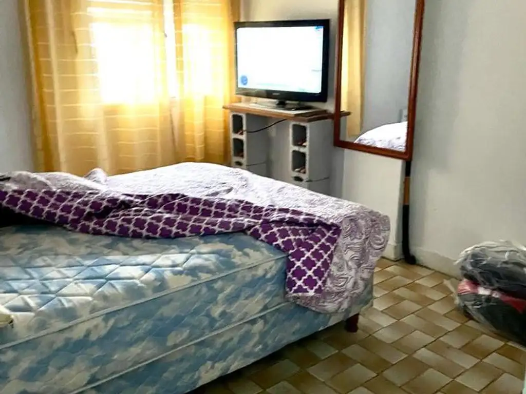 Foto de DEPARTAMENTO 4 AMBS. - Barrio Mariano Moreno, imagen 3