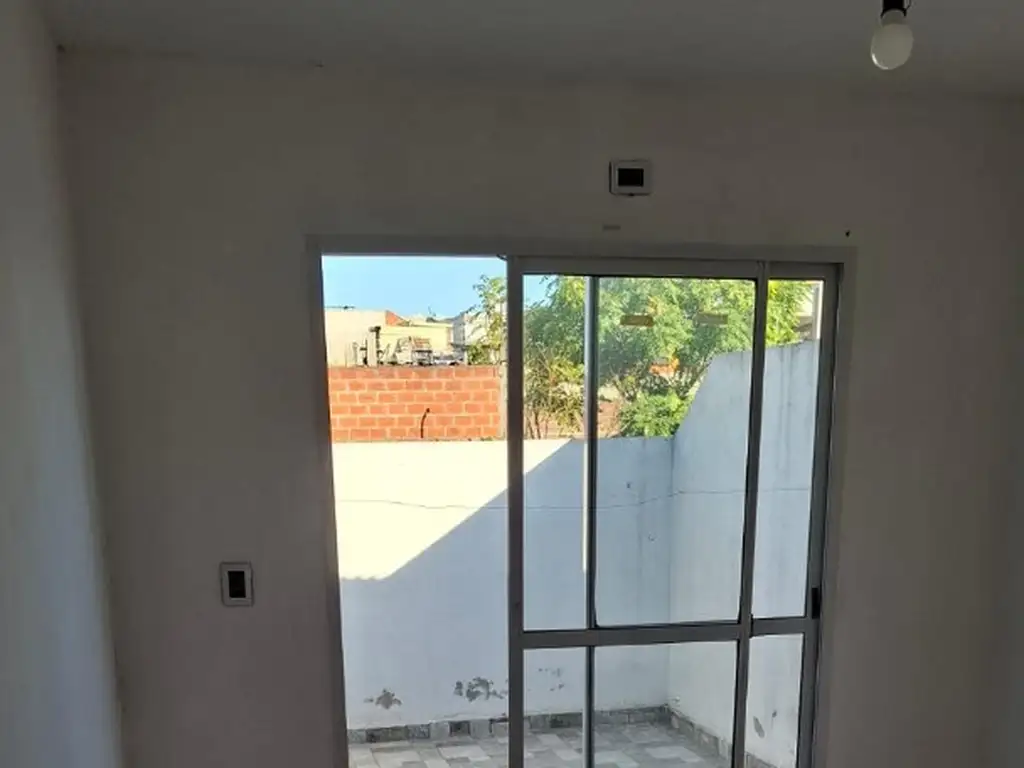 Foto de DEPARTAMENTO 2 AMBIENTES SAN JUSTO, imagen 2