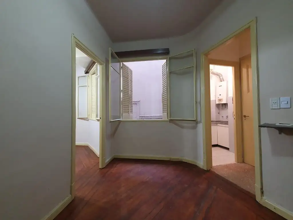 Foto de 2 Ambientes Almagro Oportunidad!!! interno, baño y cocina, imagen 2