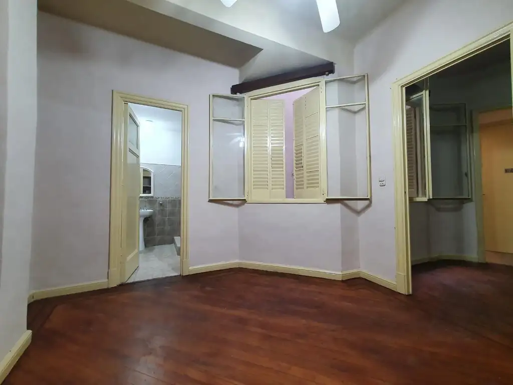 Foto de 2 Ambientes Almagro Oportunidad!!! interno, baño y cocina, imagen 3