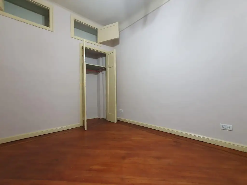 Foto de 2 Ambientes Almagro Oportunidad!!! interno, baño y cocina, imagen 4