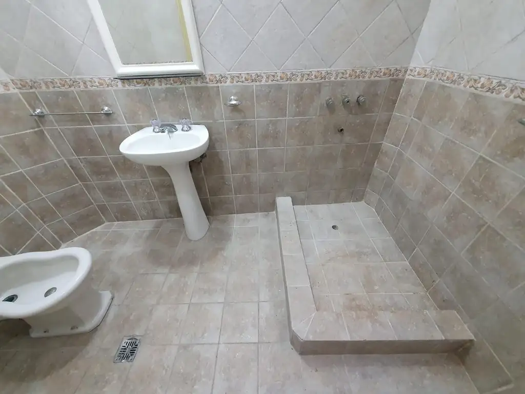 Foto de 2 Ambientes Almagro Oportunidad!!! interno, baño y cocina, imagen 5