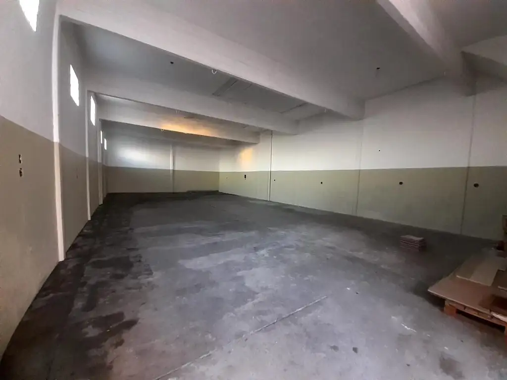Foto de Venta Galpón, Sup.230m². Losa.-mataderos, imagen 5
