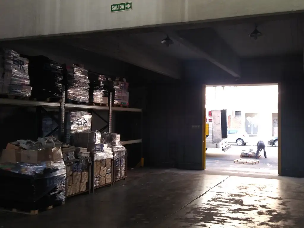 Foto de Galpón con oficinas en Barracas, imagen 2