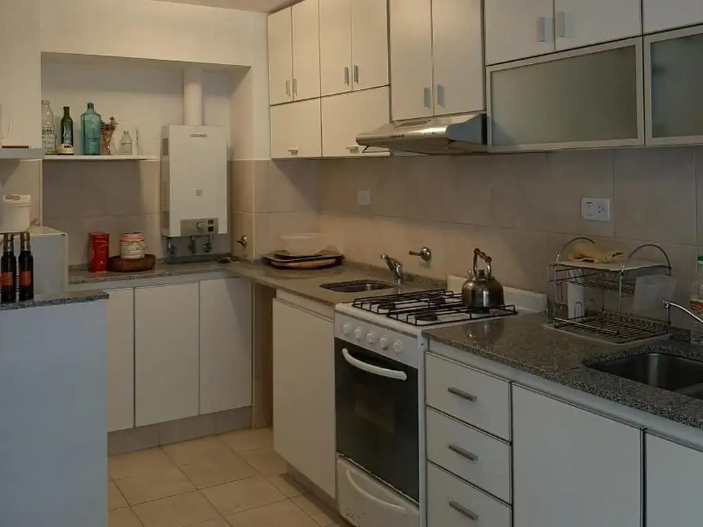 Foto de departamento de un dormitorios en alquiler, imagen 2