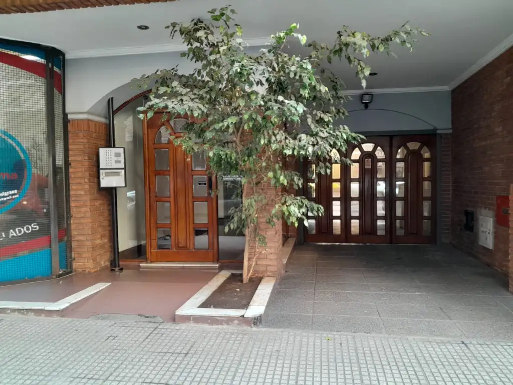 Foto de Monoambiente al cfte, Balcon, super lumionoso, cocina separada, baño, imagen 1