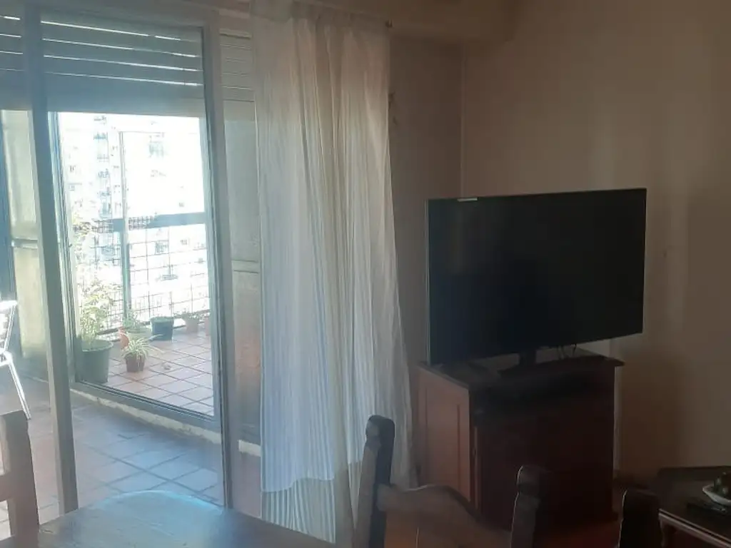 Foto de T/87 M2 Excelente 3 Amb Al Frente Con Balcon Aterrazado, imagen 2