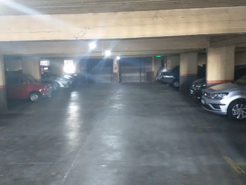 Foto de EXCELENTE COCHERA FIJA CUBIERTA, imagen 5